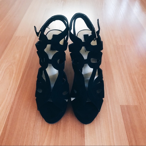 Black 6-inch Heels - Picture 2 of 5